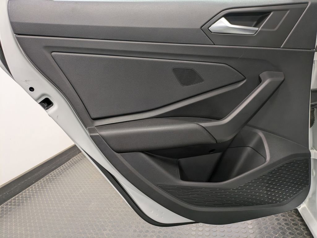 Used 2019 Volkswagen Jetta SE FWD image 23