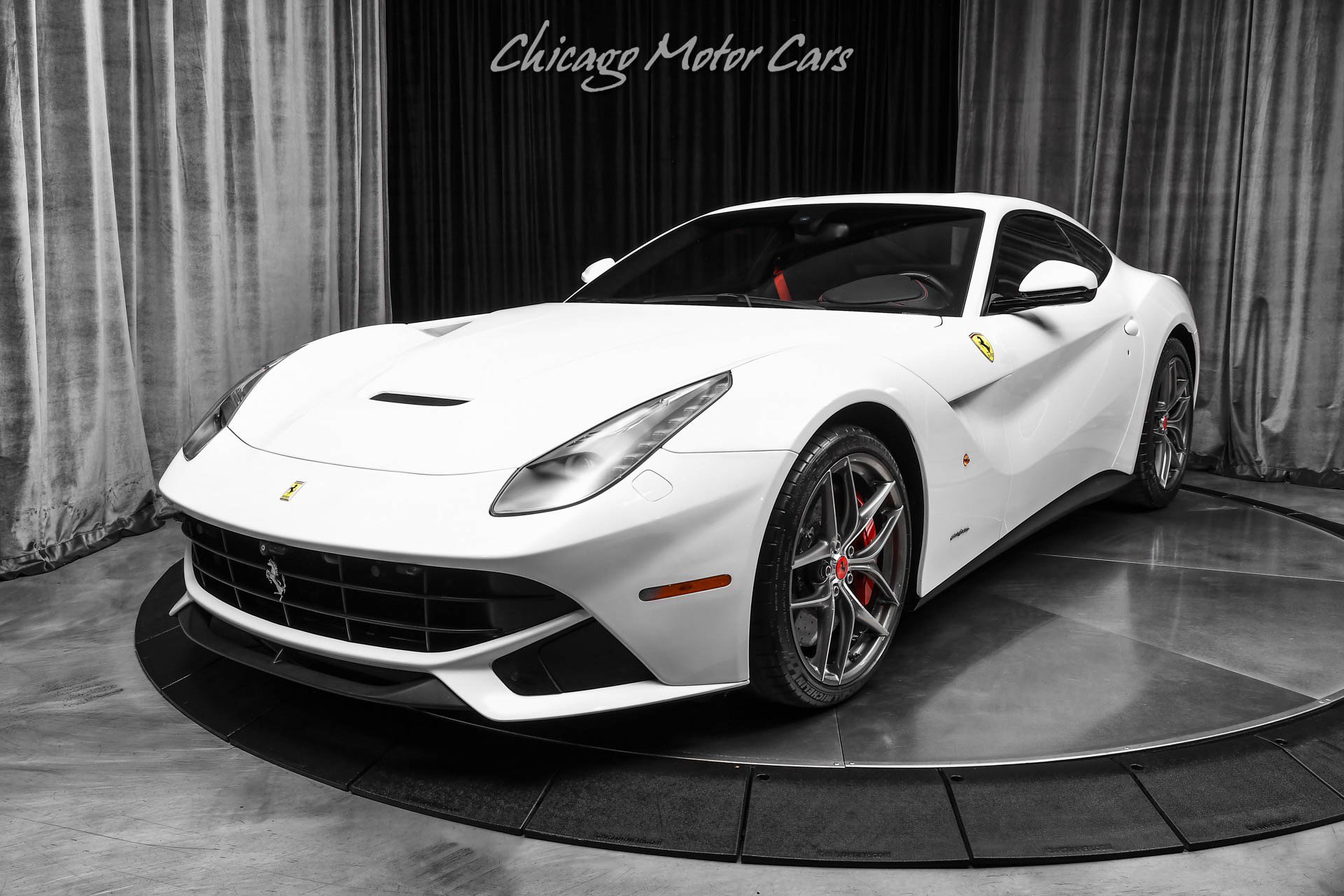Used 2017 Ferrari F12 Berlinetta RWD image 32