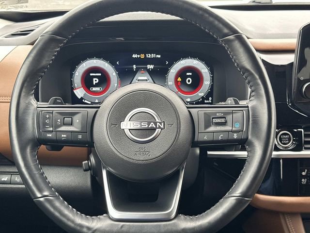 Used 2024 Nissan Pathfinder Platinum image 25