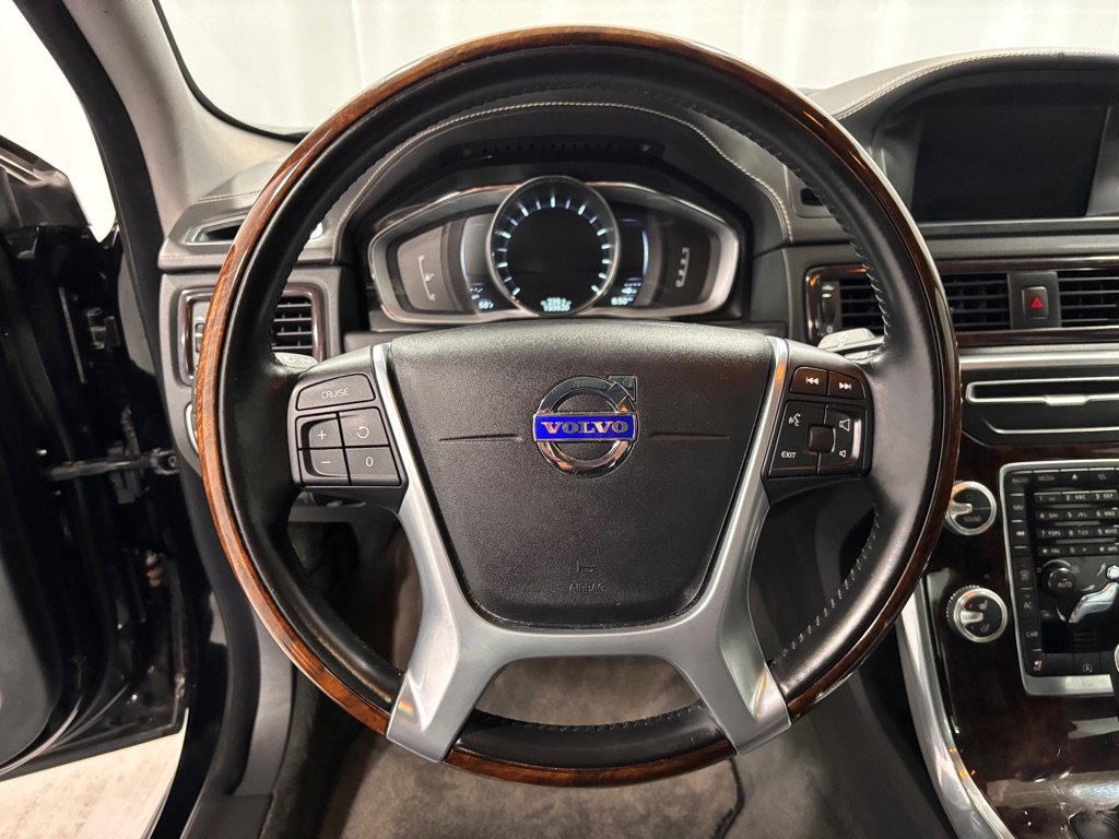 Used 2016 Volvo S80 T5 w/ Inscription Package image 14