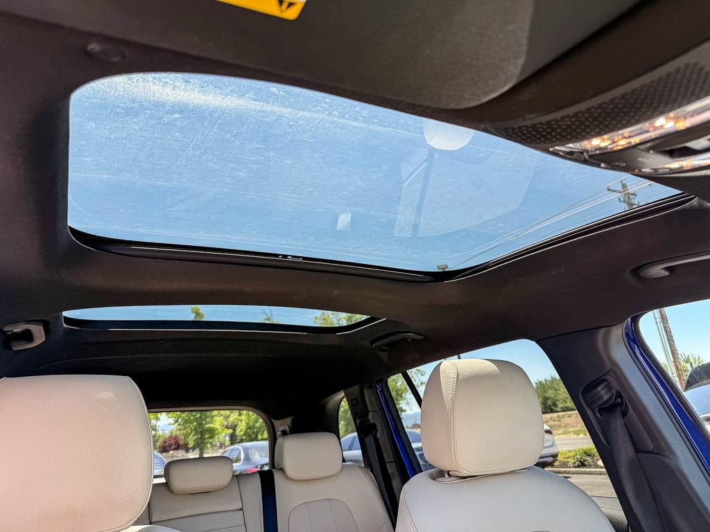 Certified 2022 Mercedes-Benz GLB 250 4MATIC image 17