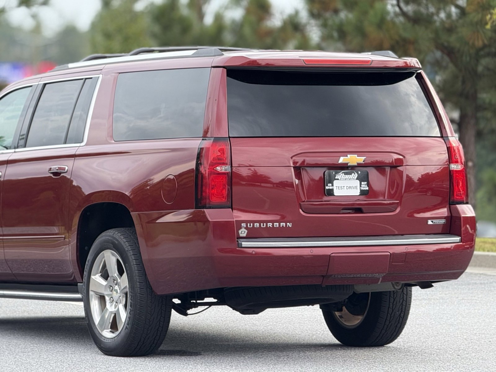 Used 2017 Chevrolet Suburban Premier image 49