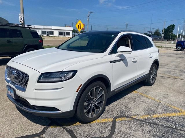 Used 2021 Lincoln Nautilus Reserve w/ Class II Trailer Tow Package AWD/4WD image 2