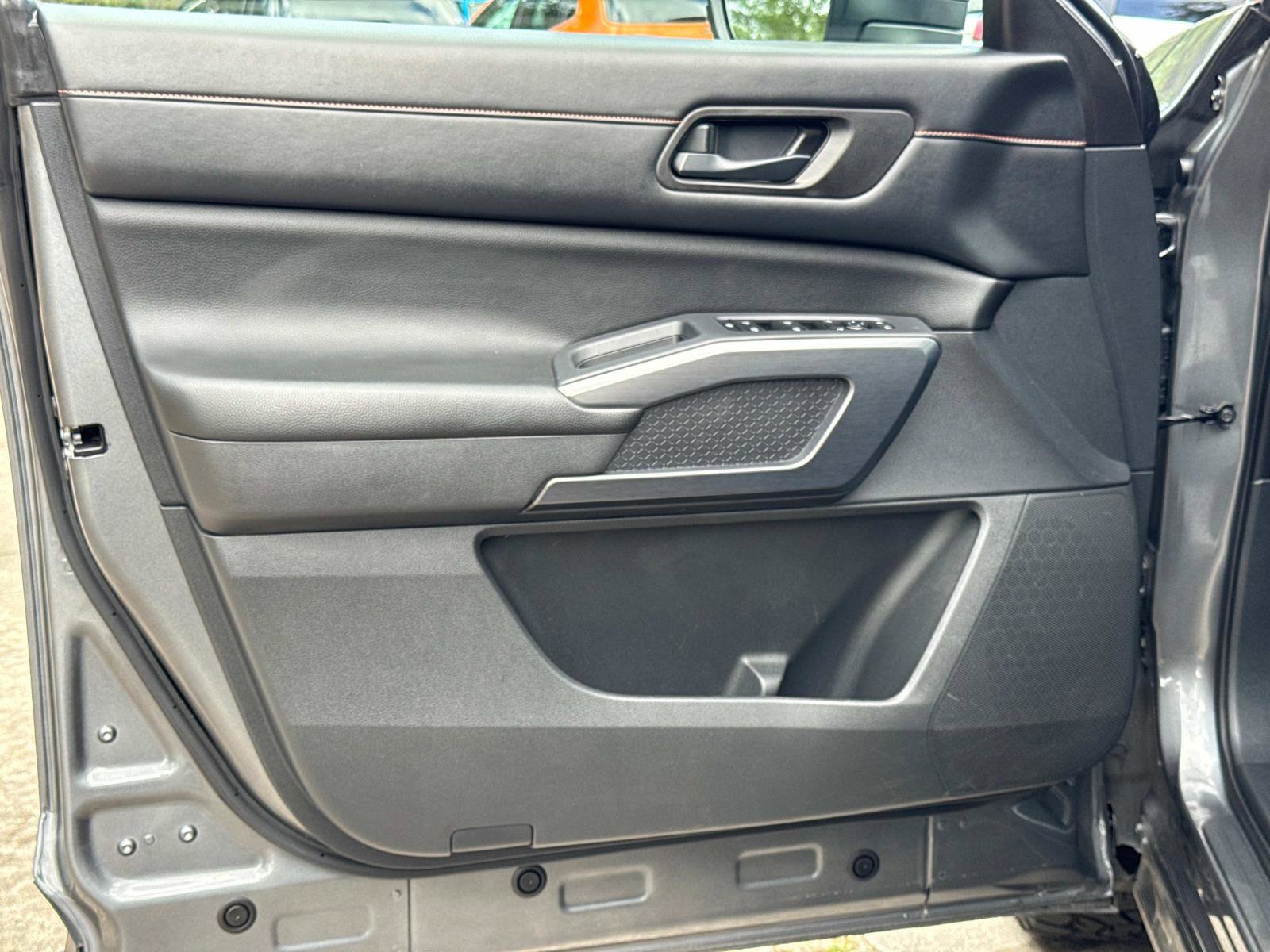 Used 2023 Nissan Pathfinder Rock Creek image 17