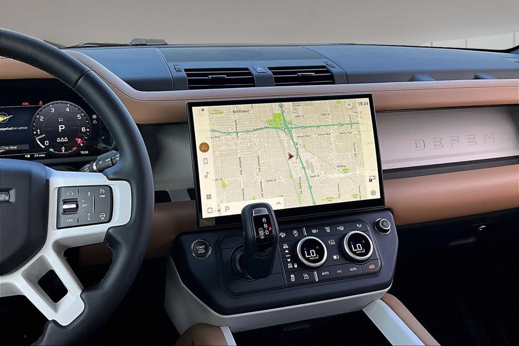 New 2026 Land Rover Defender 110 X-Dynamic SE AWD/4WD image 6