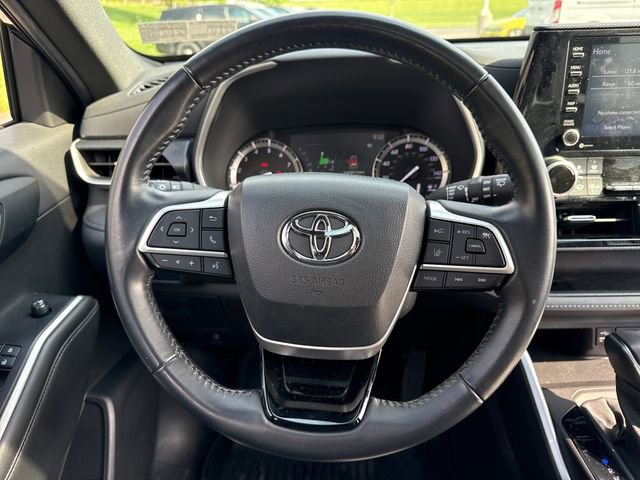 Used 2022 Toyota Highlander XSE AWD/4WD image 21