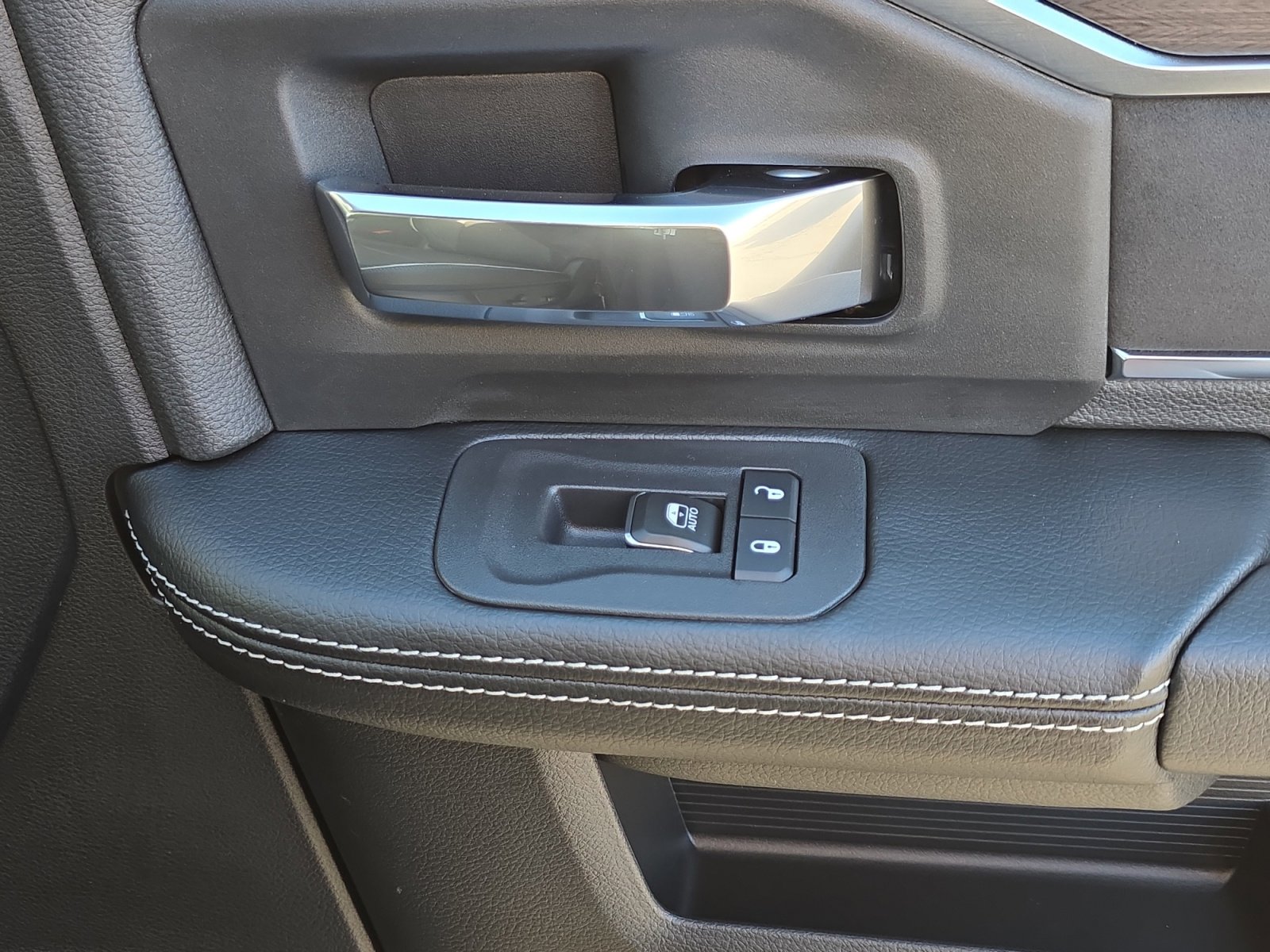 New 2026 RAM 2500 Laramie image 33