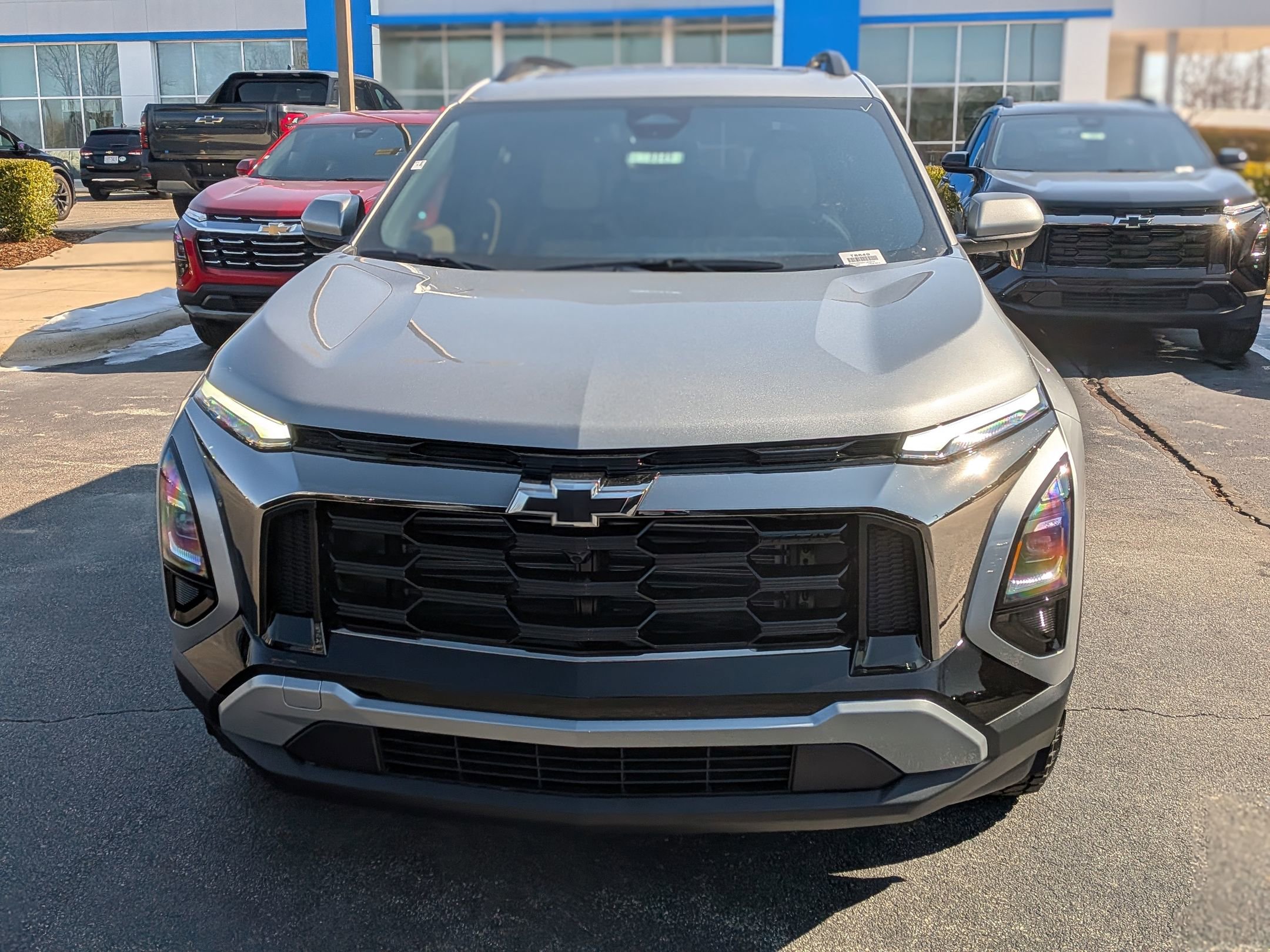 New 2026 Chevrolet Equinox ACTIV w/ Convenience Package III video 2