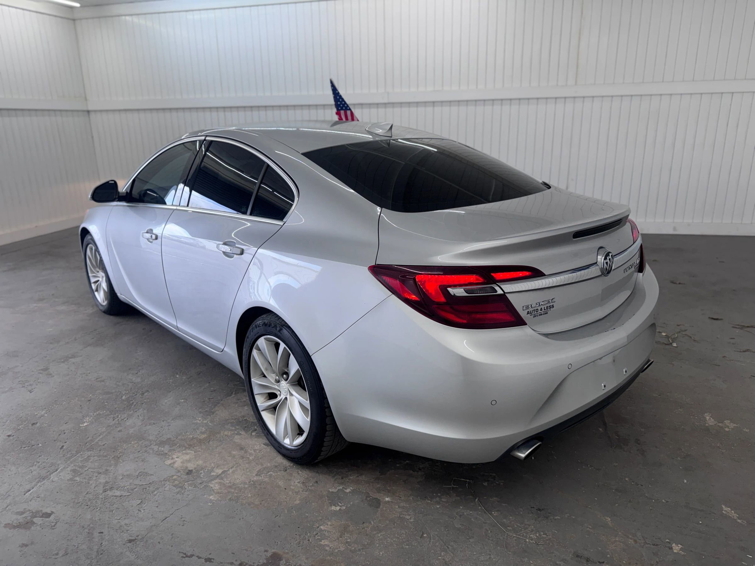 Used 2016 Buick Regal Premium AWD/4WD image 7