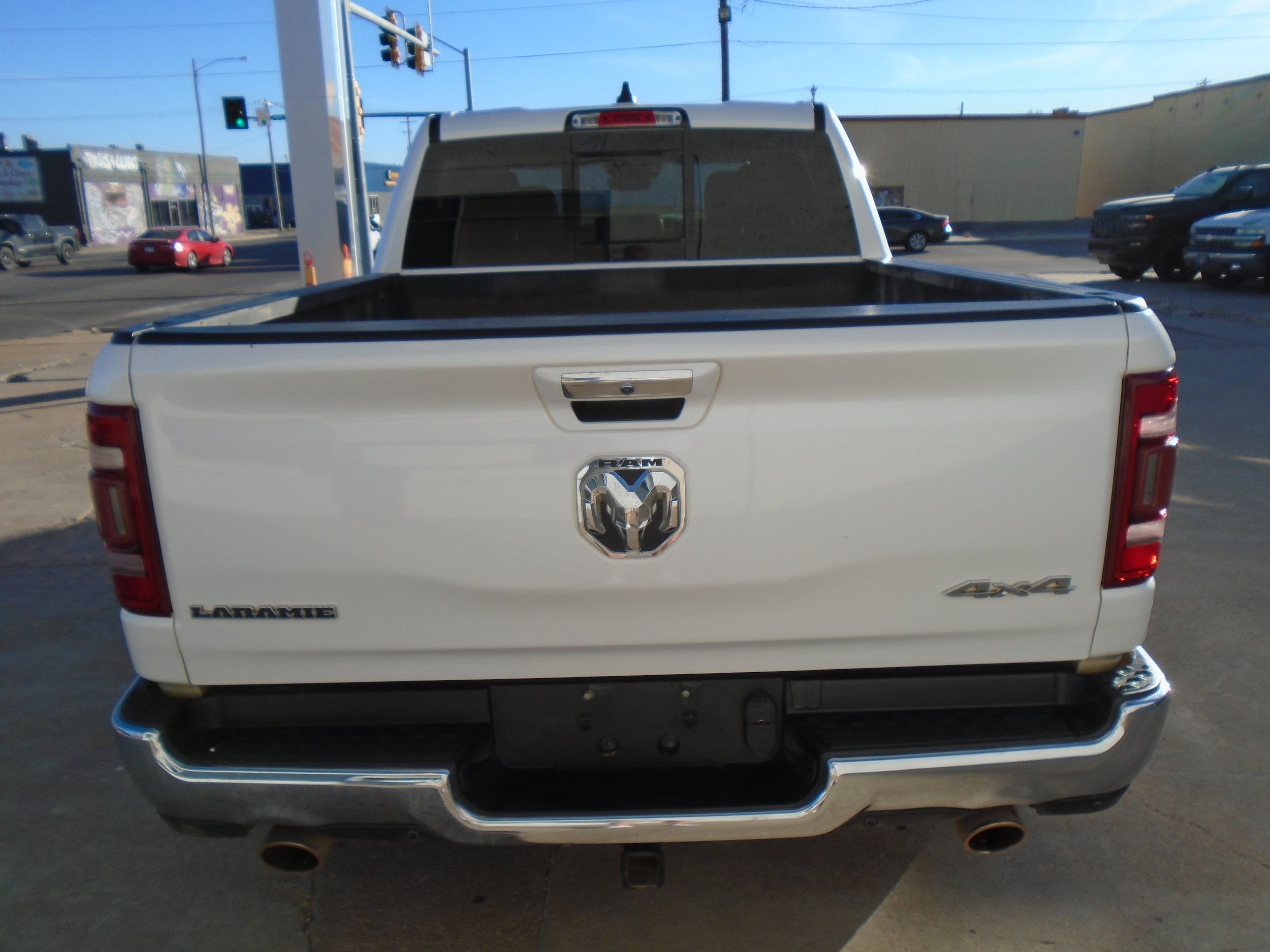 Used 2021 RAM 1500 Laramie AWD/4WD image 4