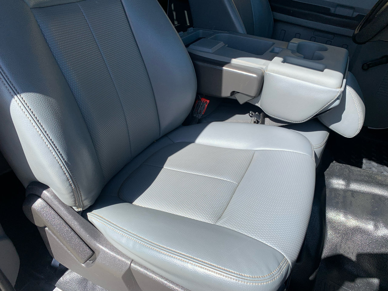 Used 2015 Ford F350 XL image 14