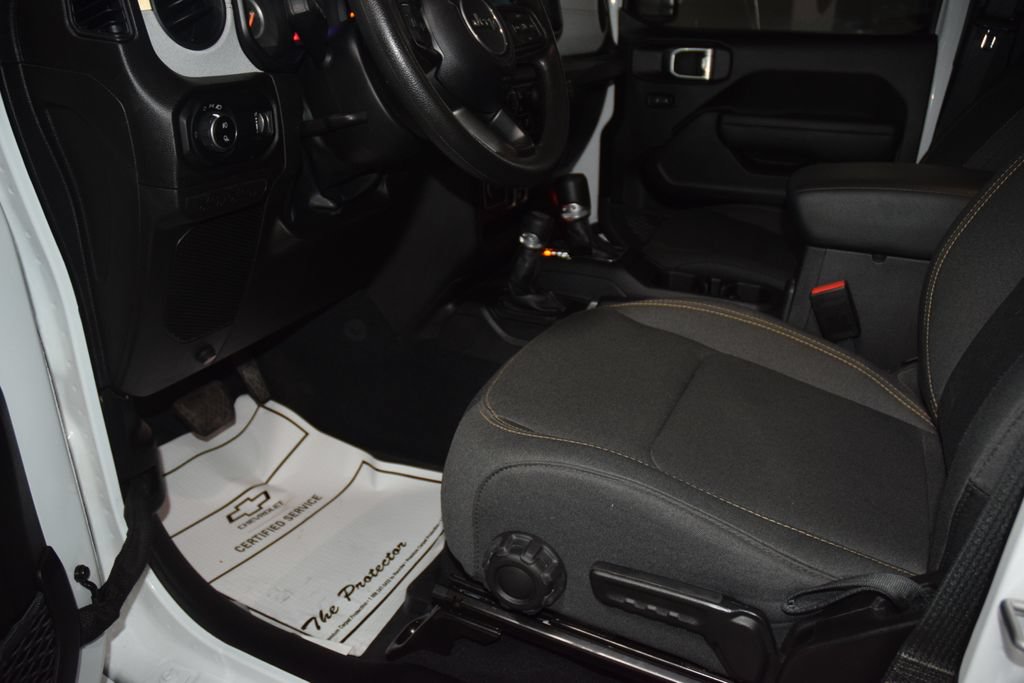 Used 2024 Jeep Gladiator Sport AWD/4WD image 36
