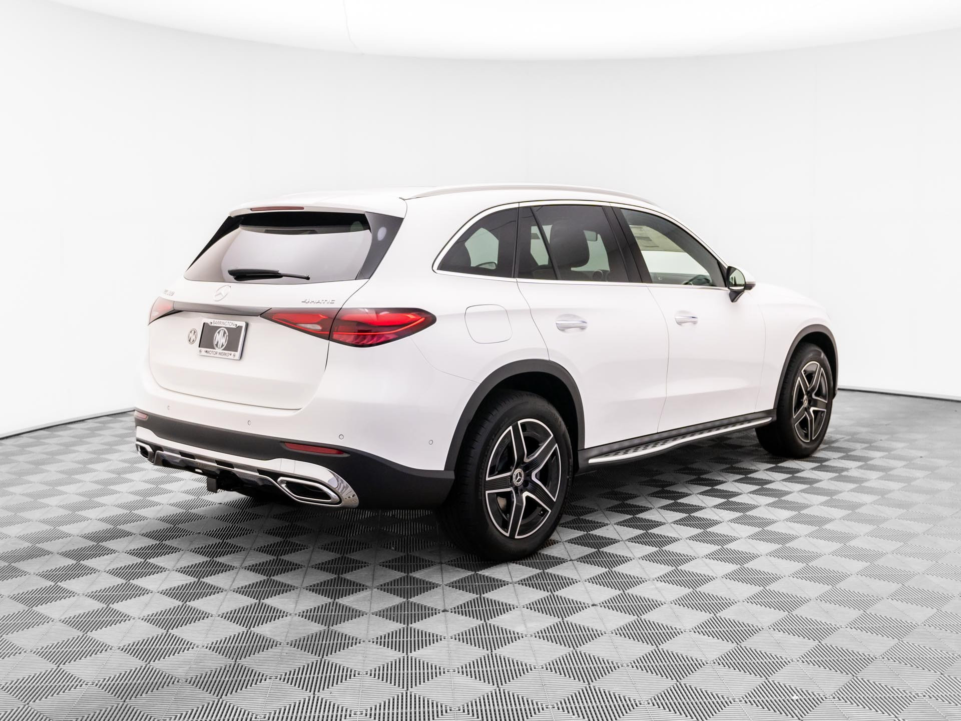 New 2027 Mercedes-Benz GLC 300 4MATIC image 5