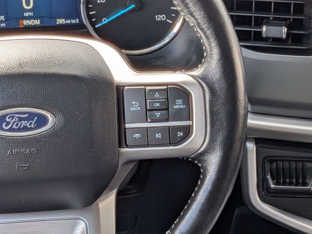 Used 2024 Ford Expedition XLT image 21