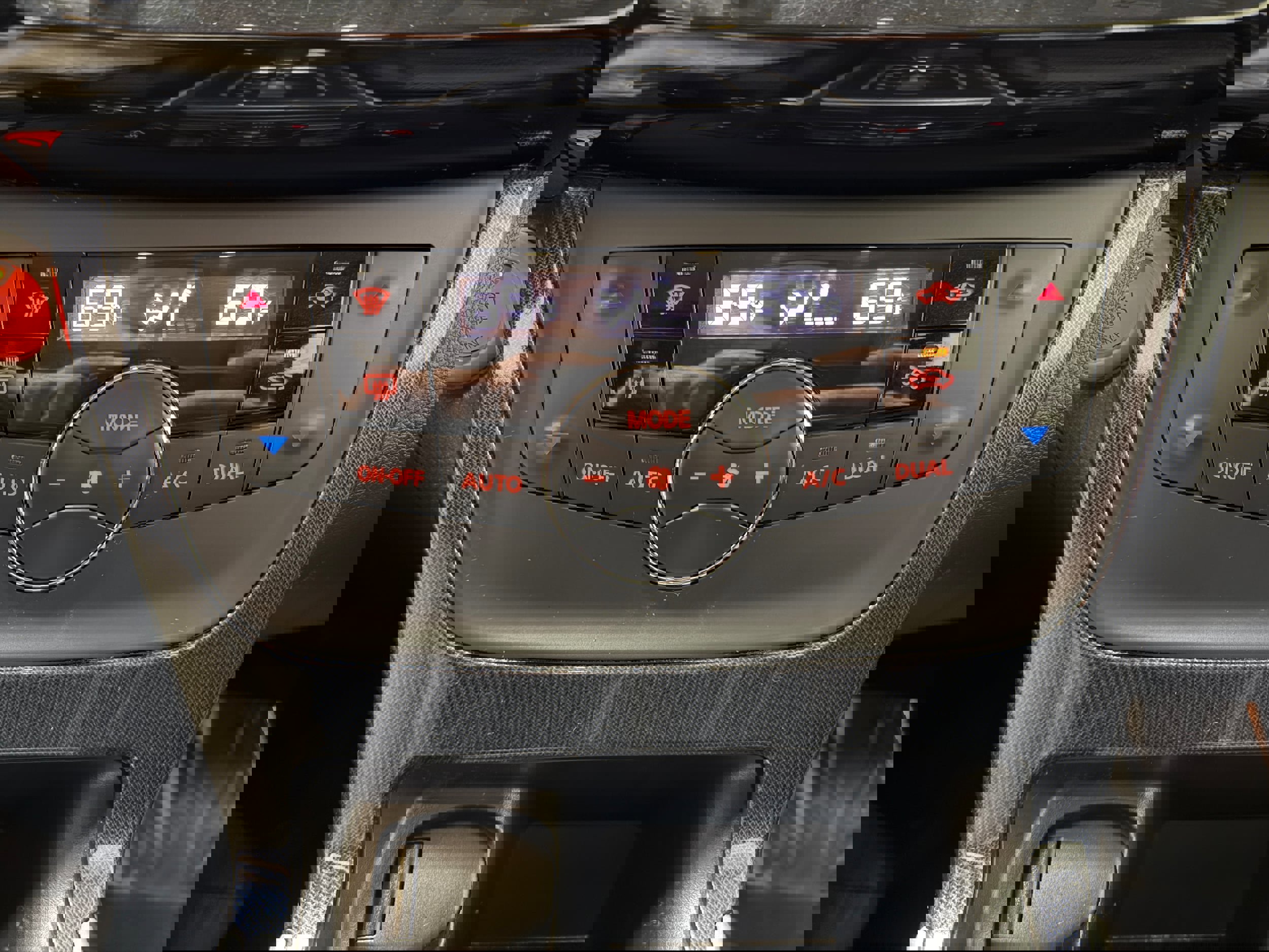 Used 2019 Nissan Sentra SR image 21