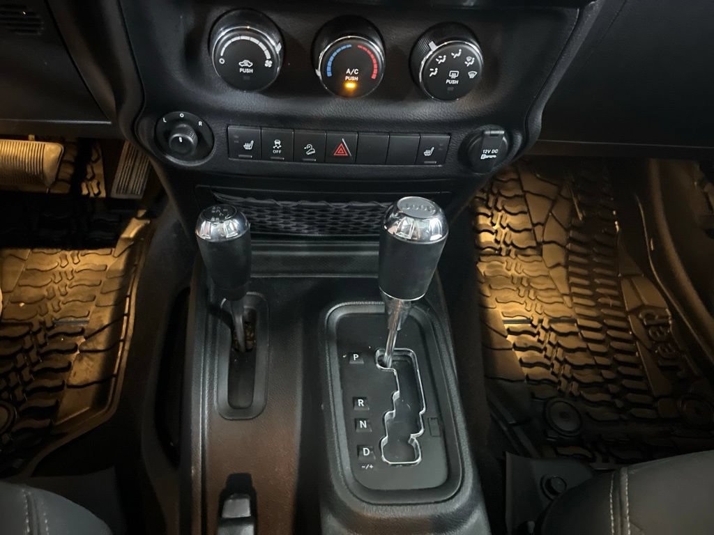 Used 2018 Jeep Wrangler Unlimited Sport AWD/4WD image 65