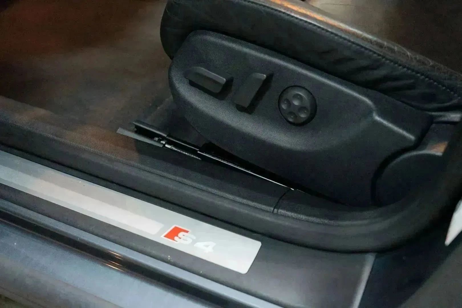 Used 2007 Audi S4 image 19