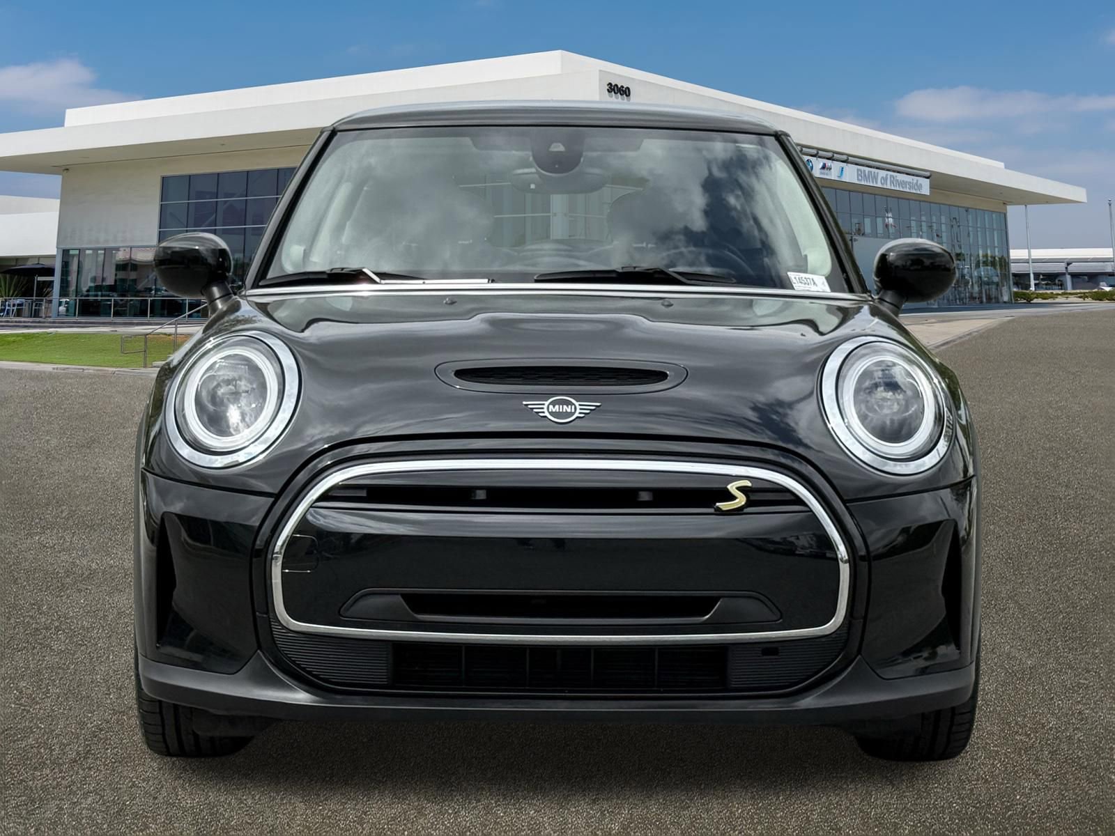 Used 2024 MINI Cooper SE FWD image 3