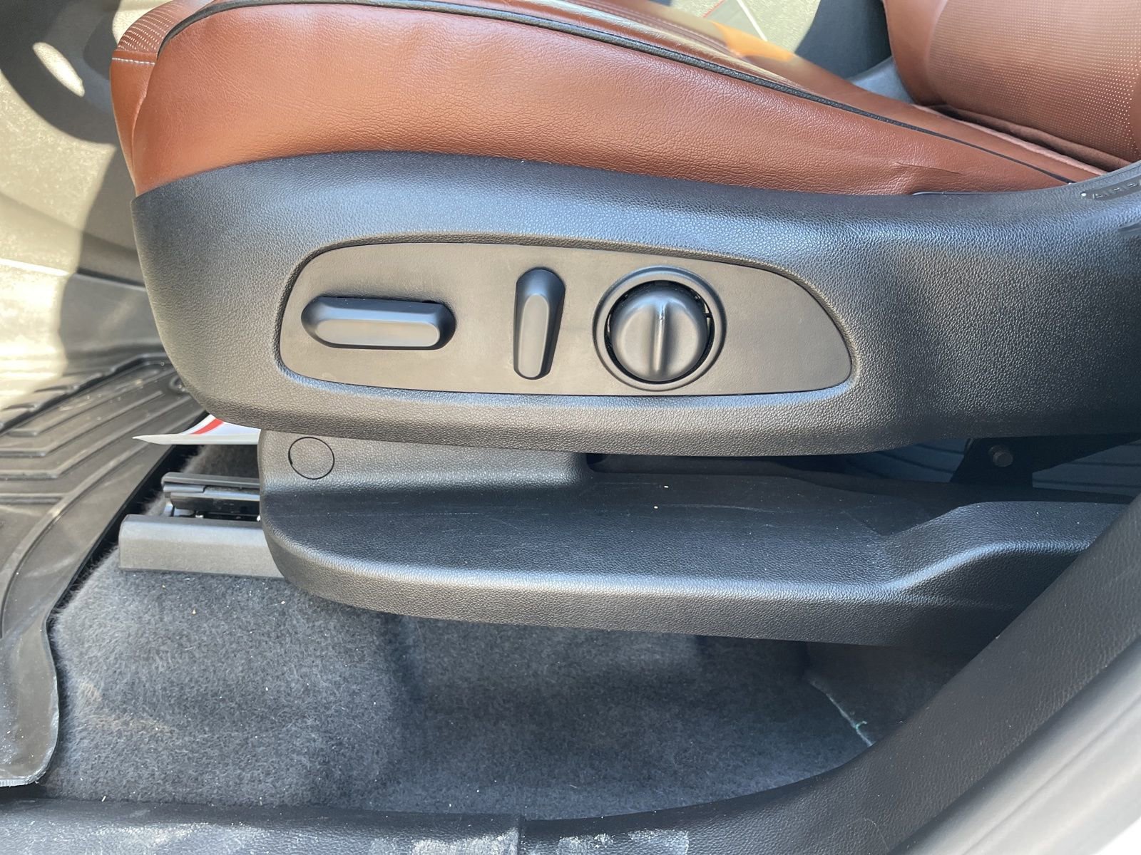 Used 2018 Chevrolet Traverse High Country image 12