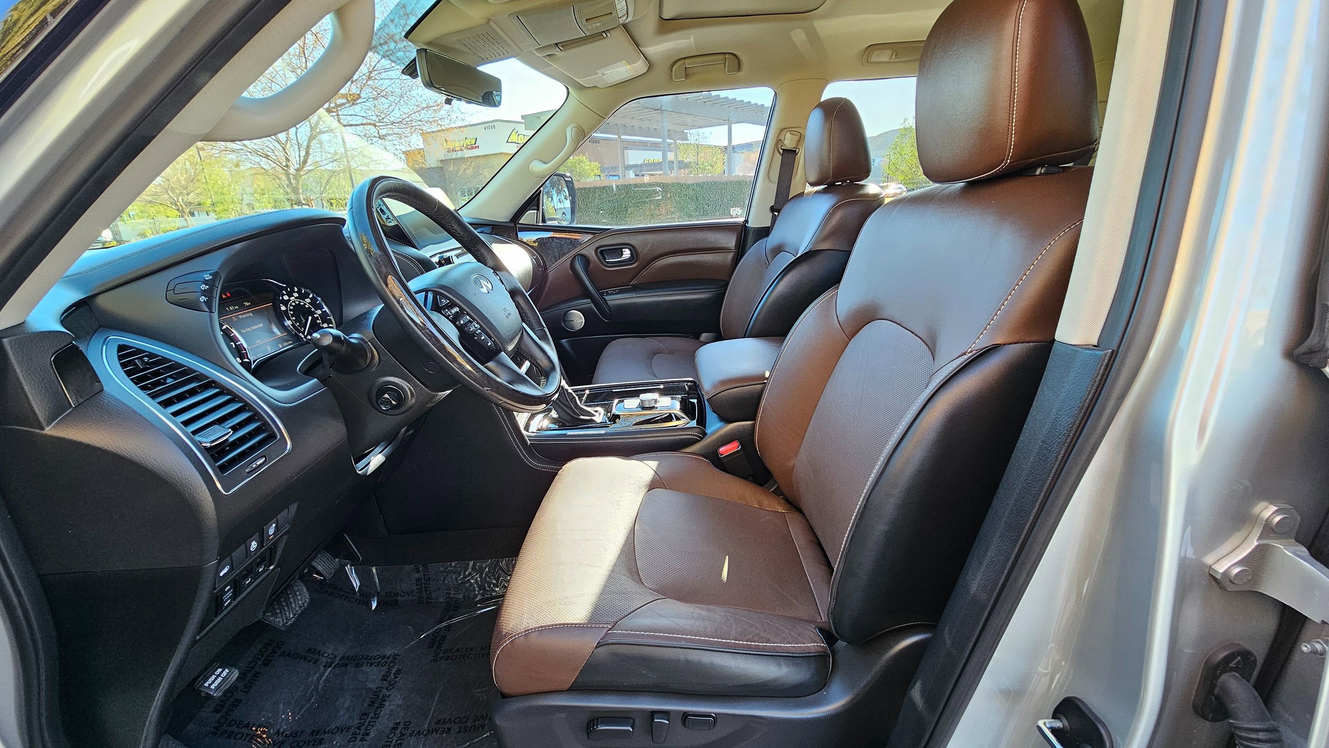 Used 2022 INFINITI QX80 Sensory w/ All-Season Package AWD/4WD image 14