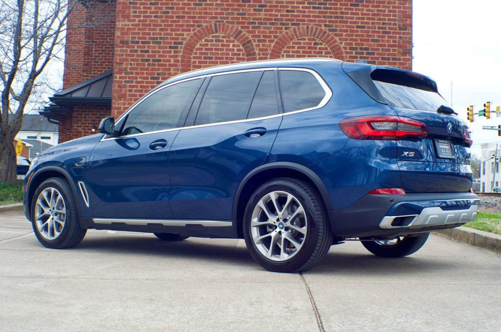 Used 2022 BMW X5 xDrive45e image 7