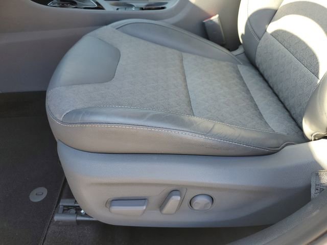 Used 2019 Kia Niro EX image 15