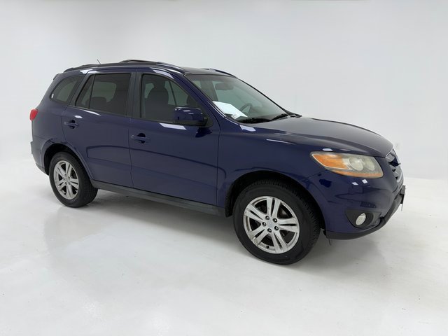 Used 2010 Hyundai Santa Fe SE image 2