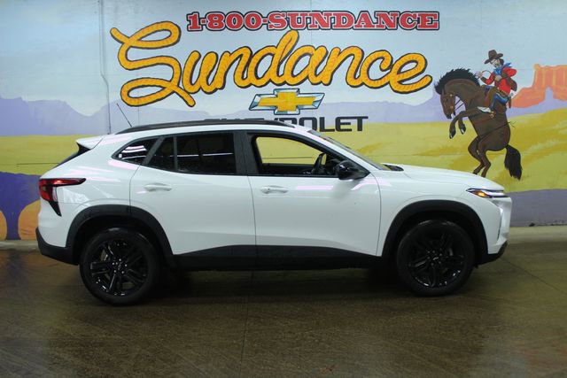 Used 2025 Chevrolet Trax ACTIV w/ Sunroof Package