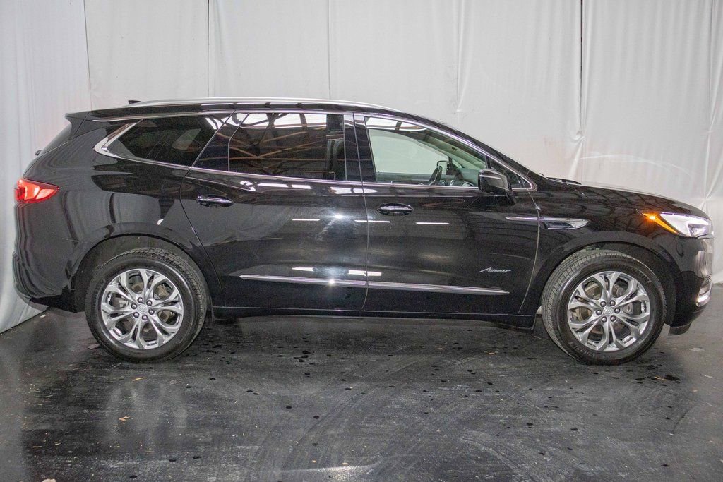 Used 2020 Buick Enclave Avenir w/ Avenir Technology Package image 4