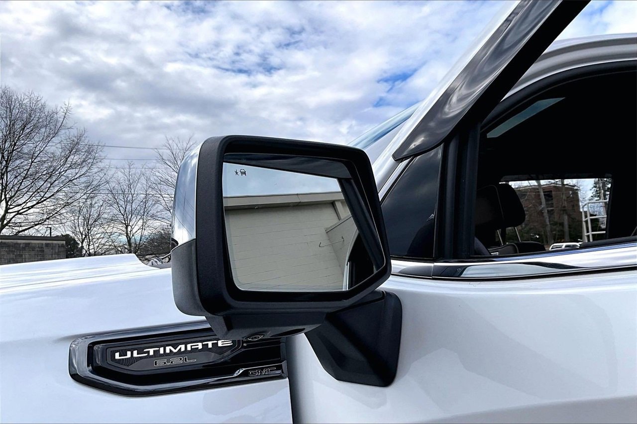 Used 2023 GMC Sierra 1500 Denali Ultimate image 29
