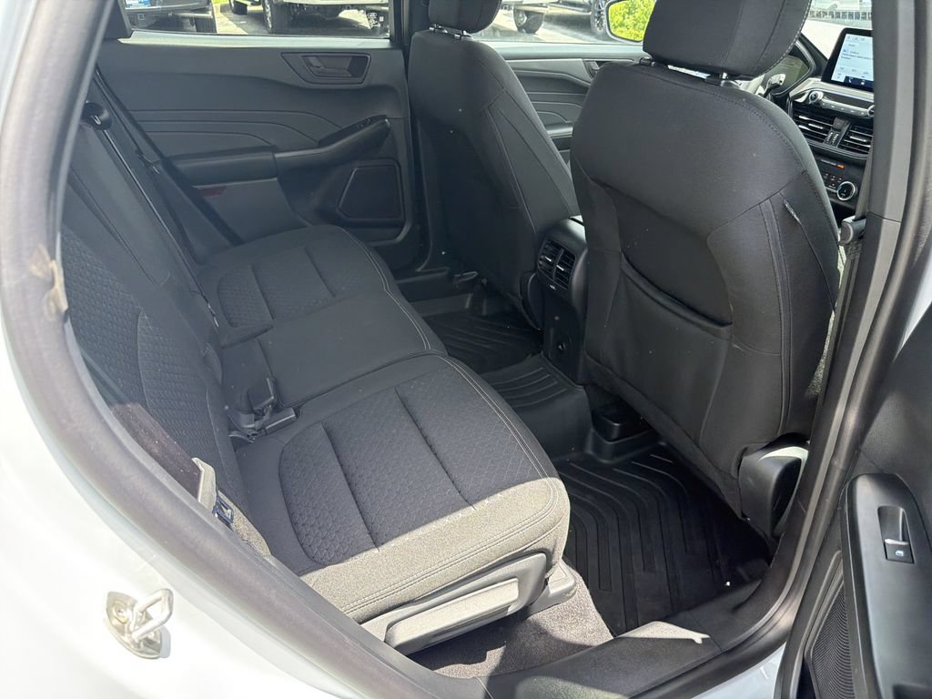 Used 2026 Ford Escape Active w/ Cold Weather Package FWD image 16