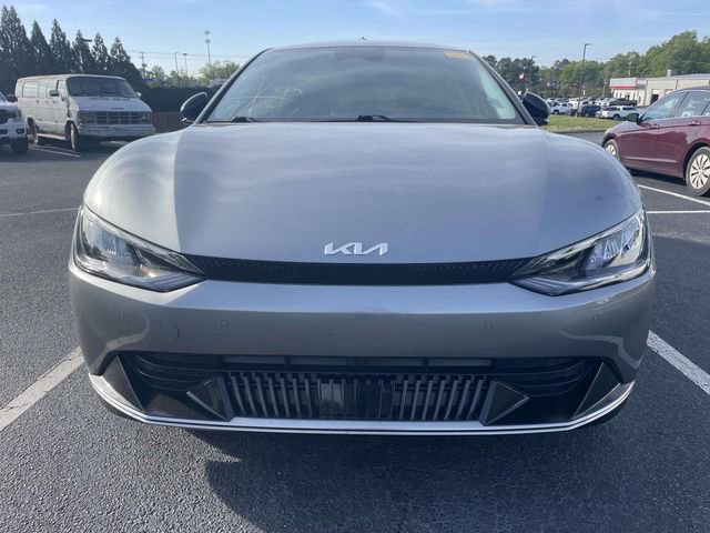 Used 2022 Kia EV6 Wind image 2