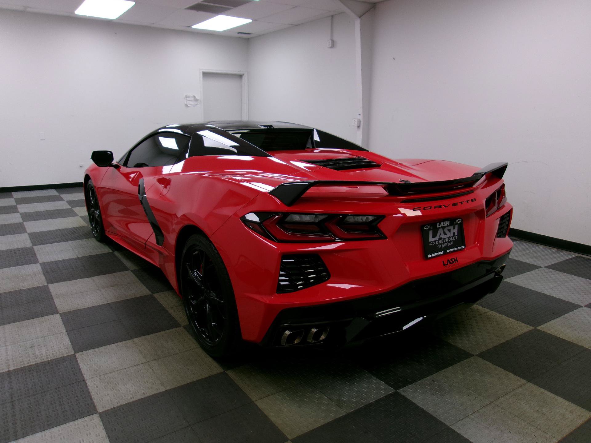 Used 2024 Chevrolet Corvette Stingray Premium Conv w/ Z51 Performance Package RWD image 21