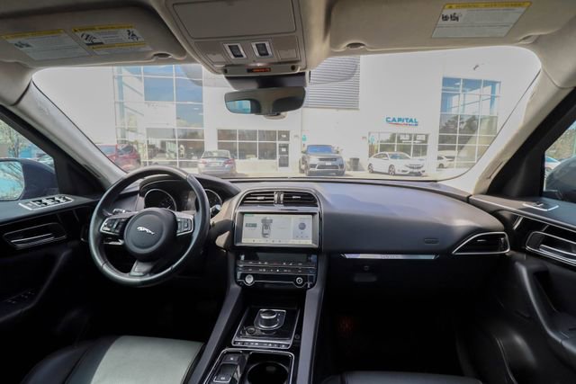 Used 2020 Jaguar F-PACE Premium image 54