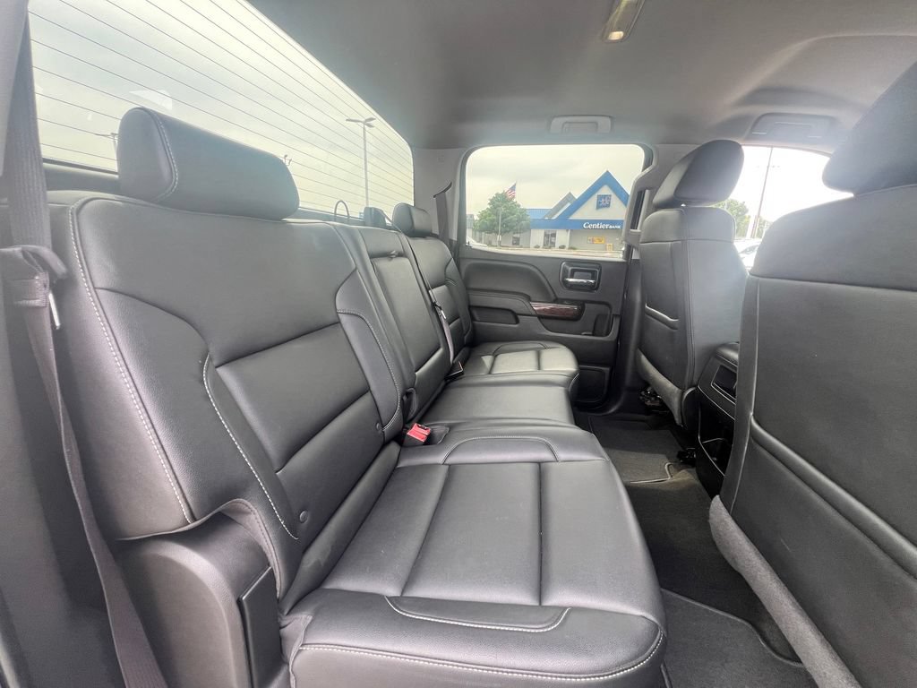 Used 2017 GMC Sierra 1500 SLT w/ SLT Premium Package AWD/4WD image 32