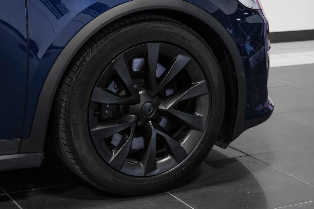 Used 2022 Tesla Model X image 65