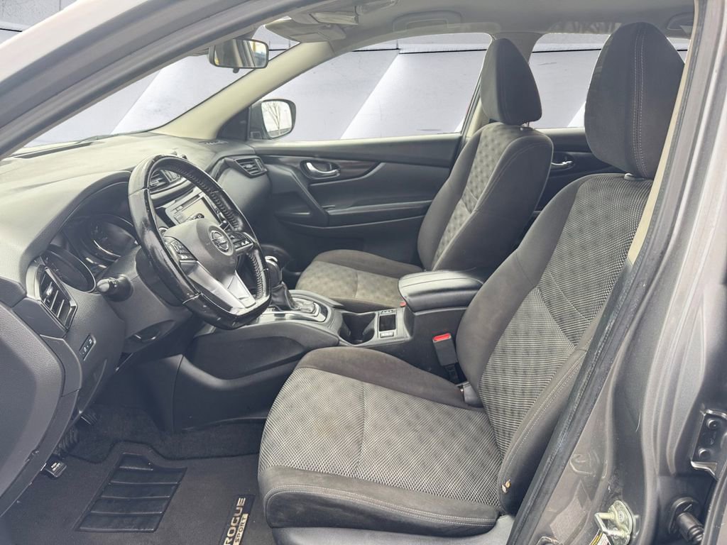 Used 2020 Nissan Rogue Sport SV w/ All-Weather Package image 7