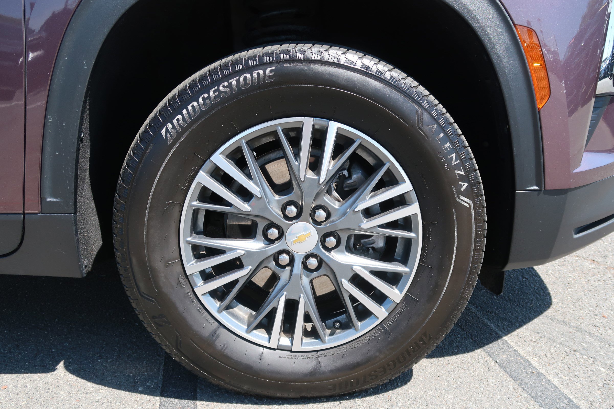 Certified 2024 Chevrolet Traverse LT FWD image 41