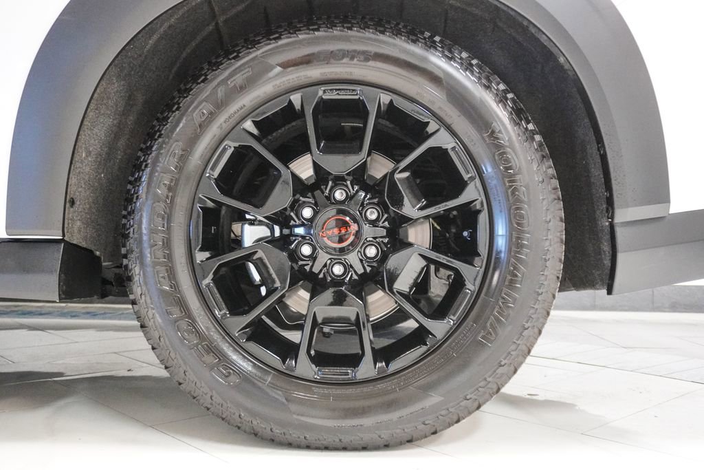 Used 2025 Nissan Armada PRO-4X w/ Pro-4X Premium Package image 39