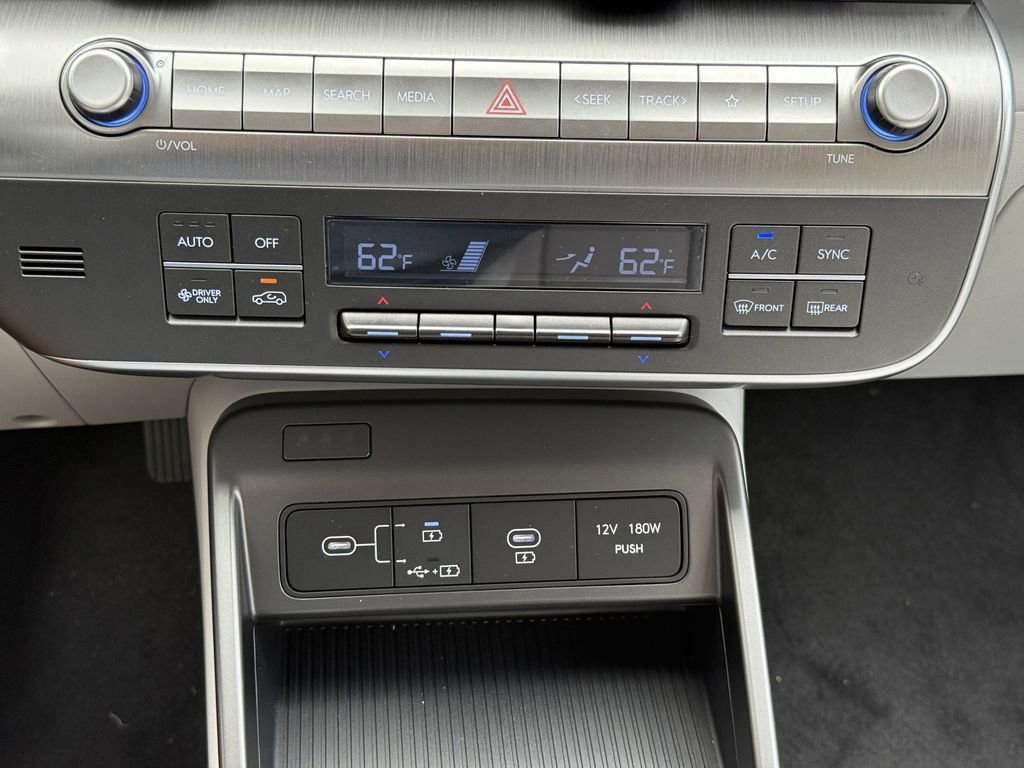 New 2025 Hyundai Kona SE image 19