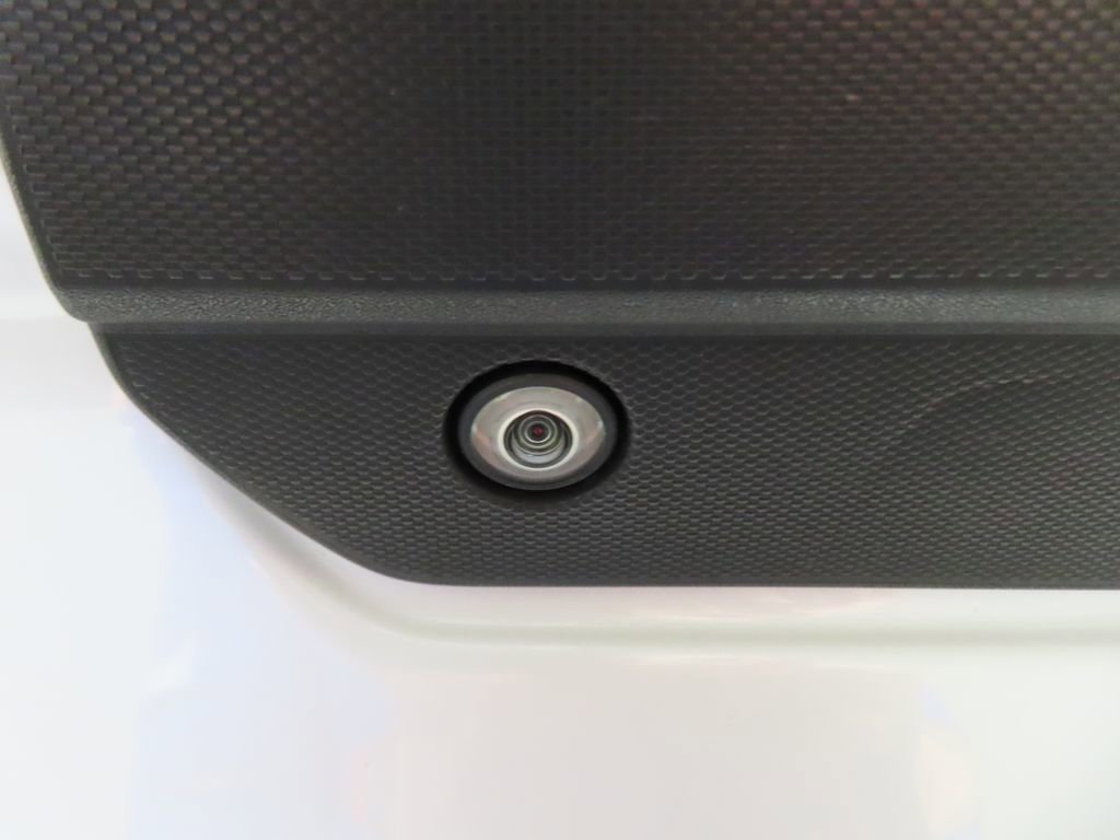 Used 2019 Chevrolet Silverado 1500 LTZ w/ LTZ Plus Package AWD/4WD image 38