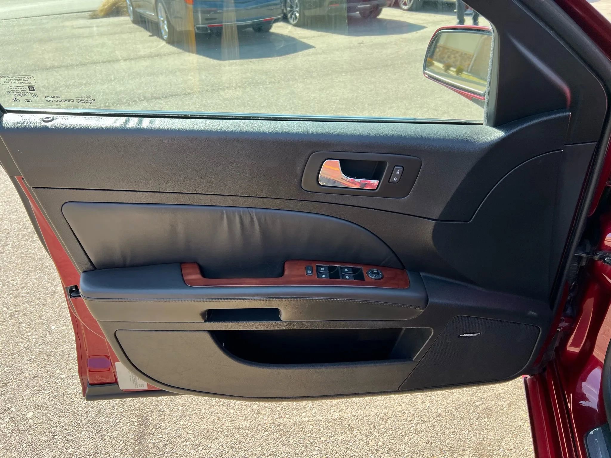 Used 2006 Cadillac STS w/ Preferred Equipment Group image 18