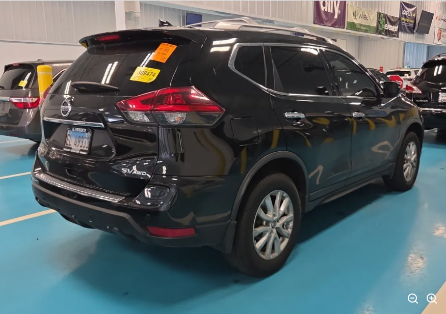 Used 2020 Nissan Rogue SV AWD/4WD image 2