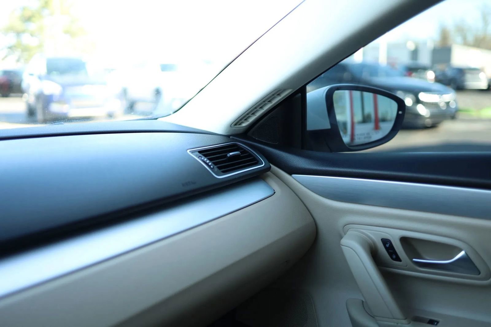 Used 2013 Volkswagen CC Sport Plus image 29