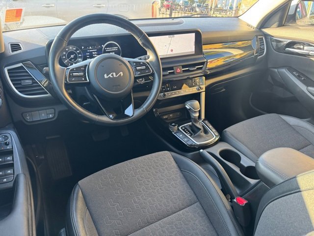 Certified 2024 Kia Seltos S image 14