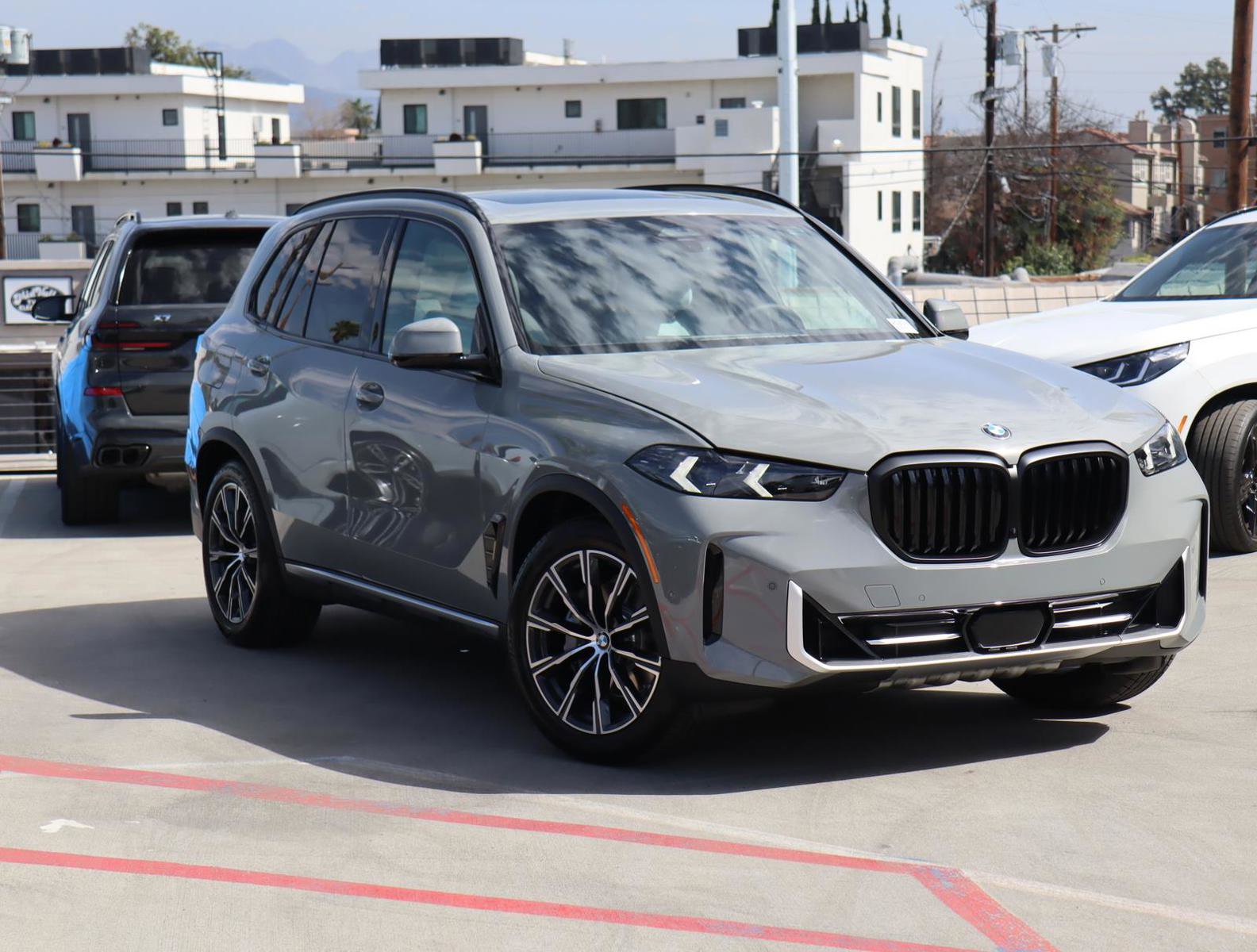 Used 2025 BMW X5 xDrive40i w/ Parking Assistance Package