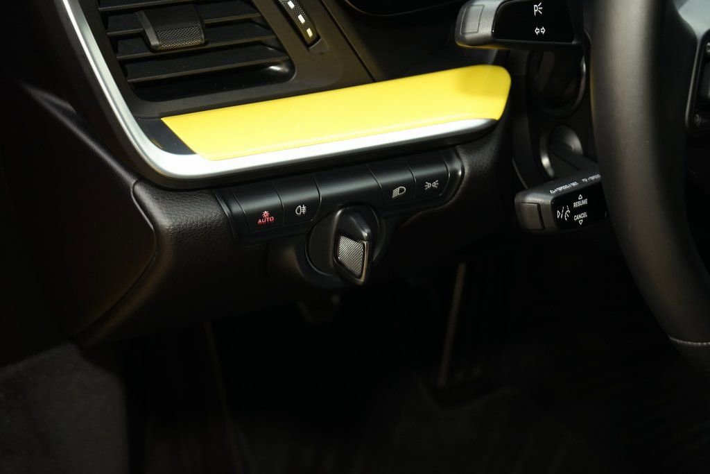 Used 2022 Porsche 911 Carrera S image 34