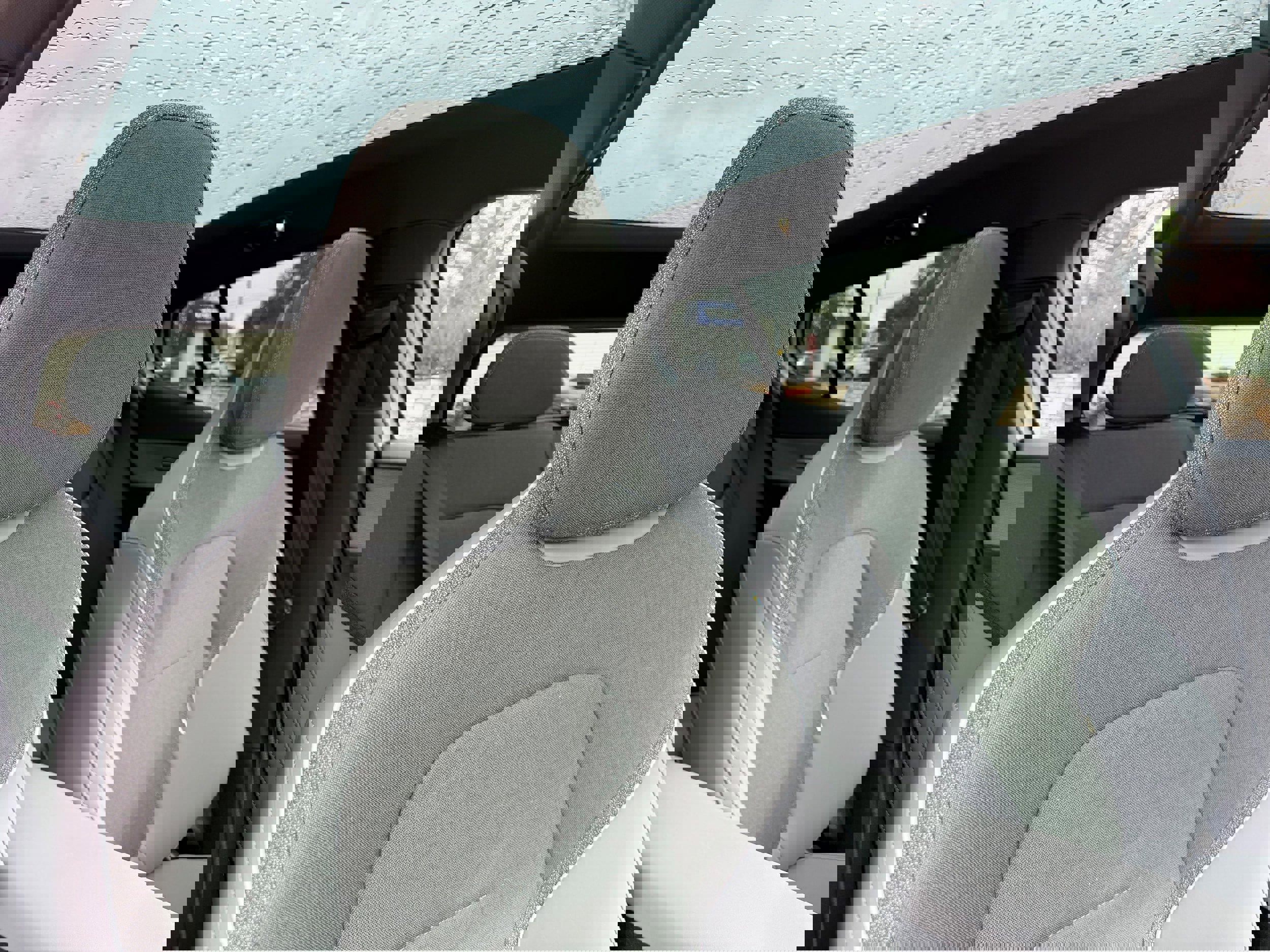 Certified 2025 Volvo EX30 Plus w/ Climate Package image 11