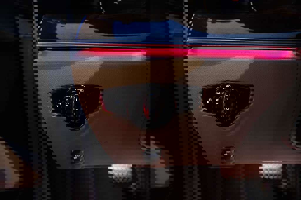 Used 2019 Mercedes-Benz E 300 4MATIC w/ Premium 1 Package image 38