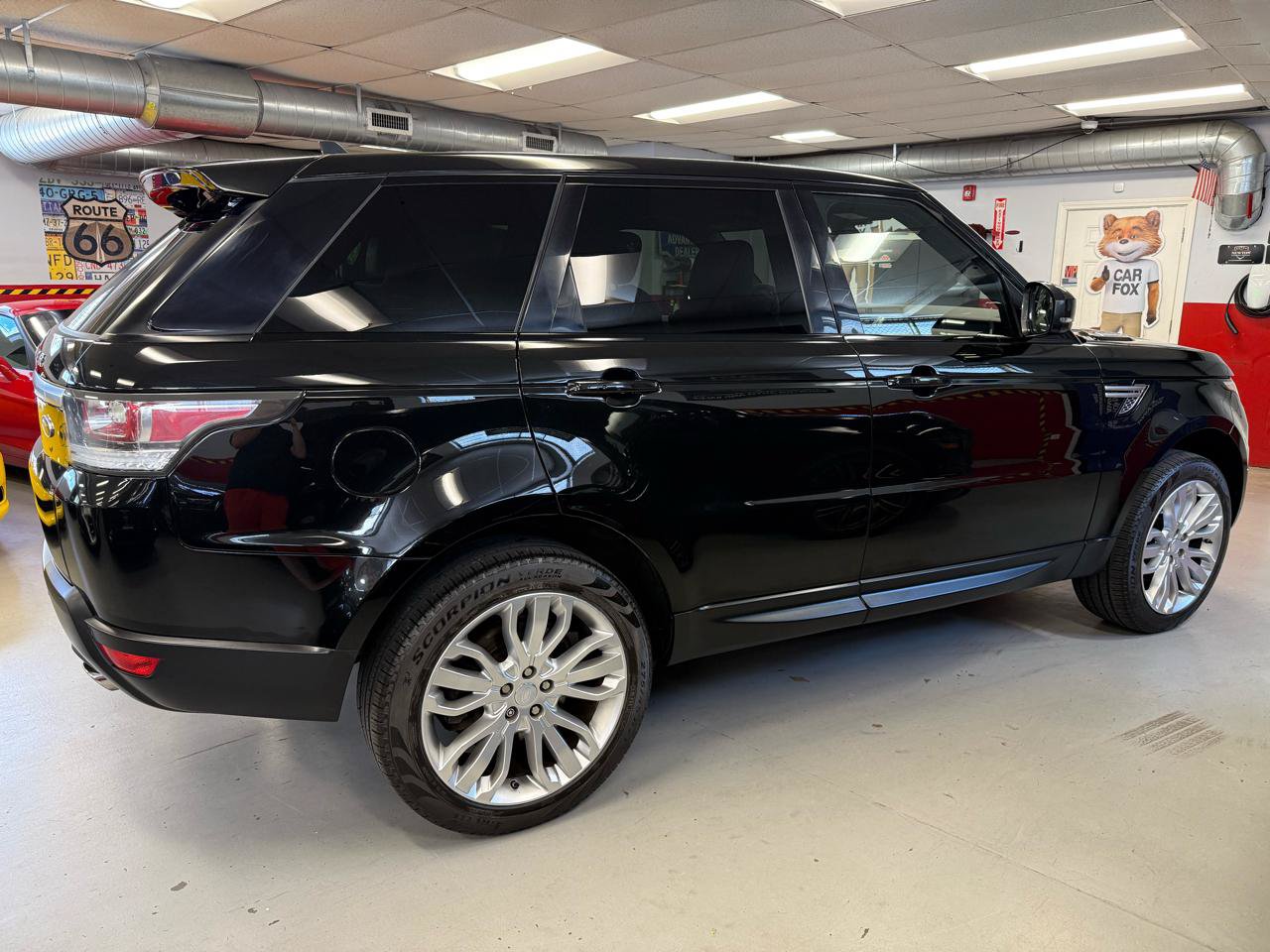 Used 2016 Land Rover Range Rover Sport HSE AWD/4WD image 8